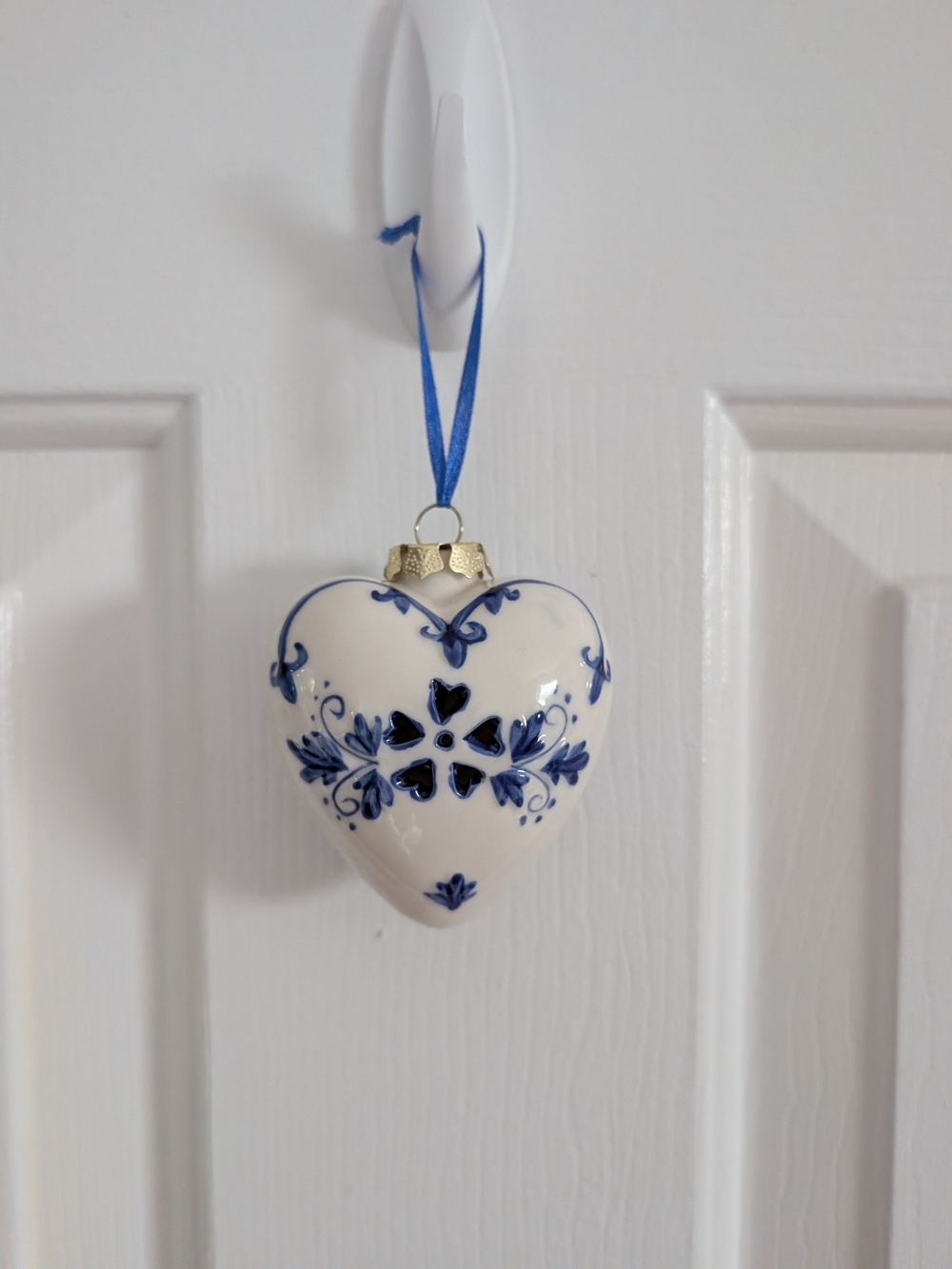 Delft Blue Ceramic Heart Christmas Ornament